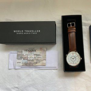 Elliot Havok Cloud White World Traveller - 42MM